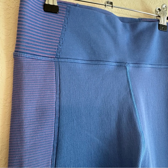 Aerie Offline blue leggings medium - Picture 4 of 5